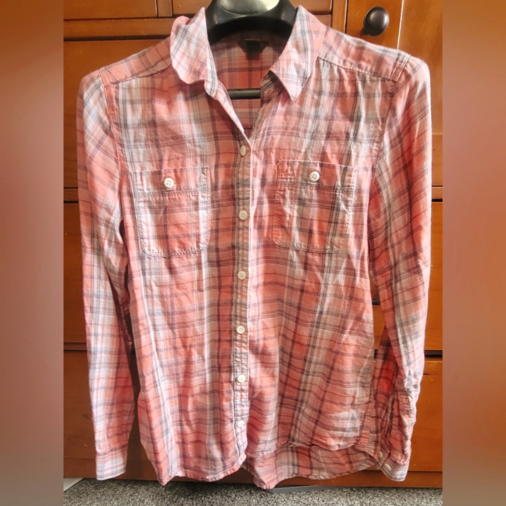 Eddie Bauer Plaid Button Up Shirt Pastel Medium Peach
